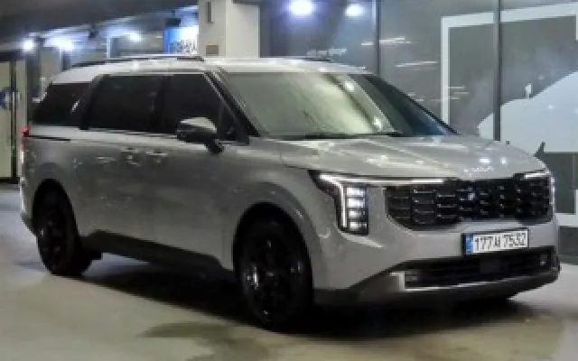 카니발2 중고차 더 뉴 카니발 4세대 가솔린 7인승 그래비티 매물 사진 5 - 2025/04 31,650km